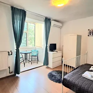 Inchiriez Garsoniera In Regim Hotelier Unirii Bucarest